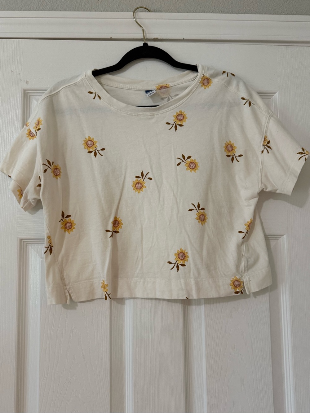 Girls Old Navy cream & yellow sunflower print crop top in XXL